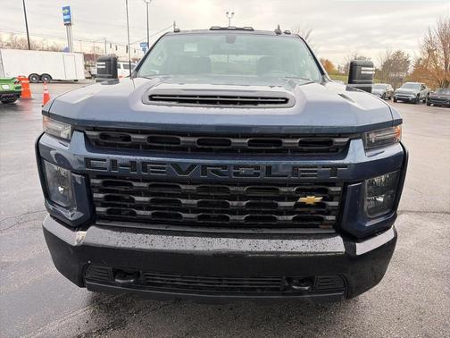 2022 Chevrolet Silverado 2500 Custom