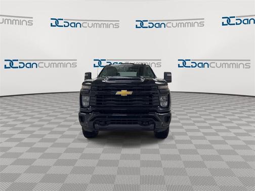 2025 Chevrolet Silverado 2500 Custom
