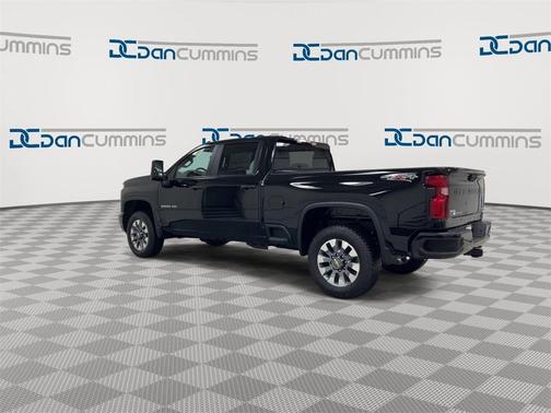 2025 Chevrolet Silverado 2500 Custom