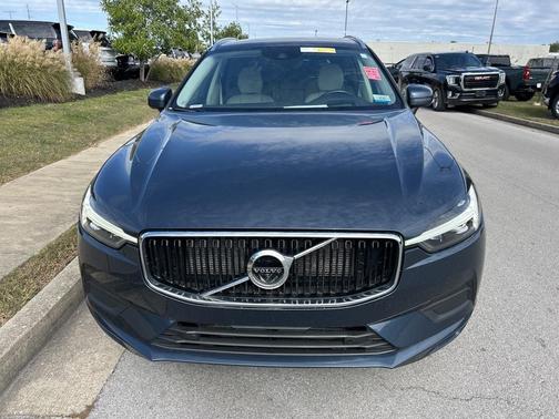 2021 Volvo XC60 T5 Momentum