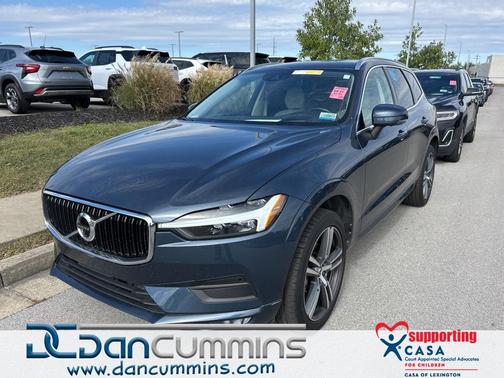 2021 Volvo XC60 T5 Momentum