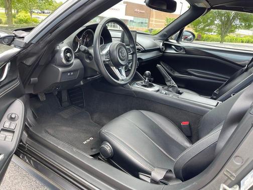 Machine Gray Metallic 2021 Mazda MX-5 Miata RF Grand Touring
