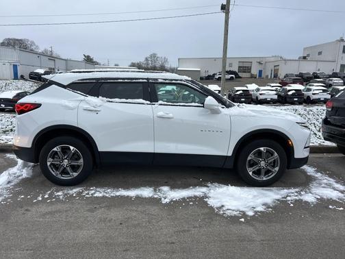 2024 Chevrolet Blazer LT
