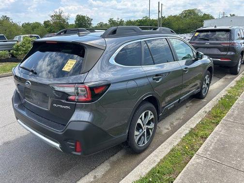 Magnetite Gray Metallic 2022 Subaru Outback Limited