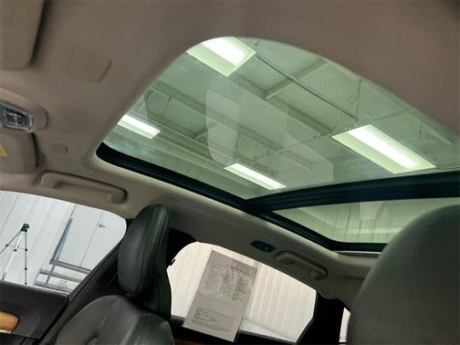 2021 Volvo S90 T6 Momentum