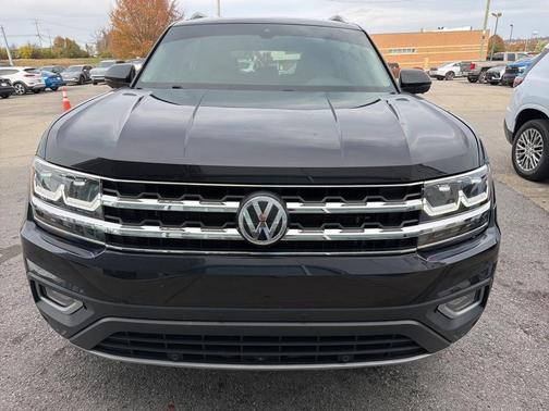 2018 Volkswagen Atlas 3.6L SEL Premium
