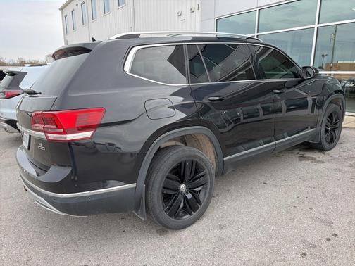 2018 Volkswagen Atlas 3.6L SEL Premium