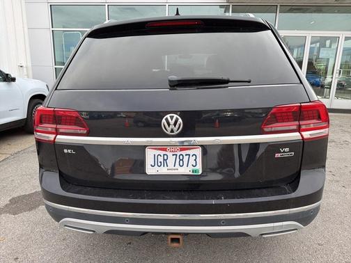 2018 Volkswagen Atlas 3.6L SEL Premium