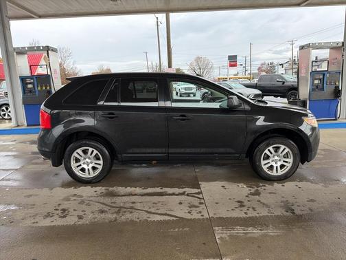 2011 Ford Edge SE