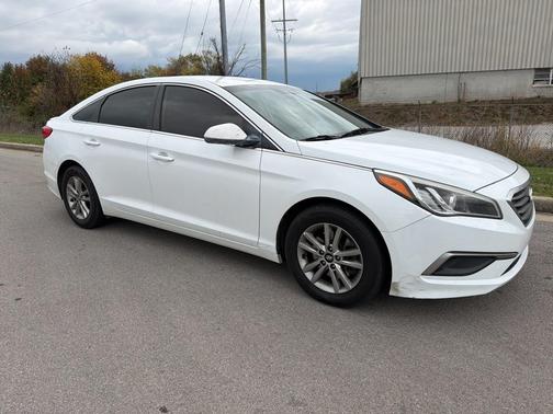 2017 Hyundai SONATA Base