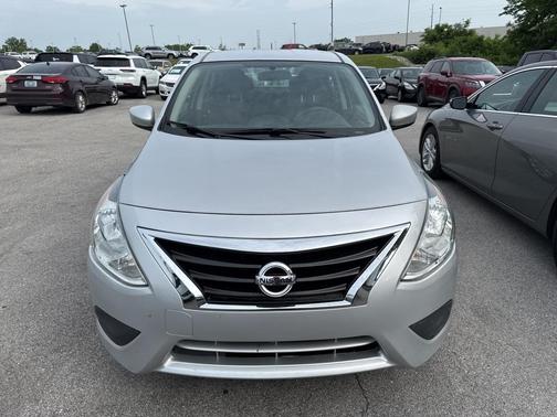 2019 Nissan Versa 1.6 SV