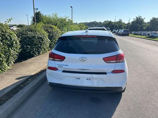 2018 Hyundai Elantra GT Base