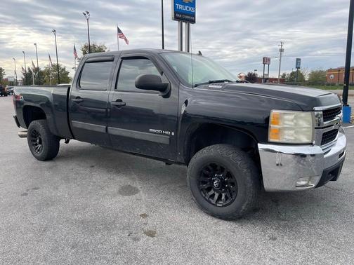 2007 Chevrolet Silverado 2500 LT H/D Crew Cab