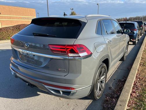 2021 Volkswagen Atlas Cross Sport 3.6L V6 SE w/Technology R-Line