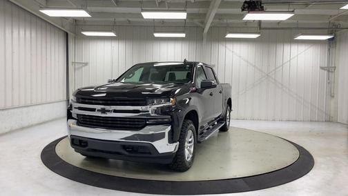 Mosaic Black Metallic 2021 Chevrolet Silverado 1500 LT