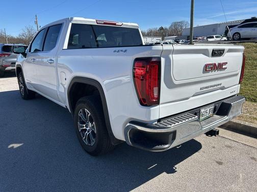 2025 GMC Sierra 1500 SLT