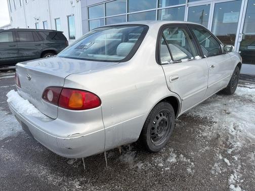 2002 Toyota Corolla LE