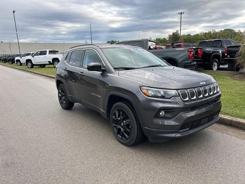 2022 Jeep Compass Latitude Lux