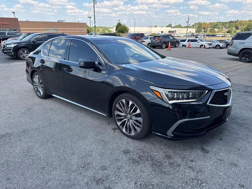 2018 Acura RLX Technology Package