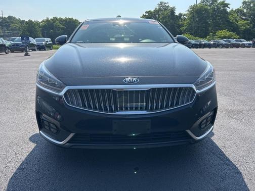 2019 Kia Cadenza Technology