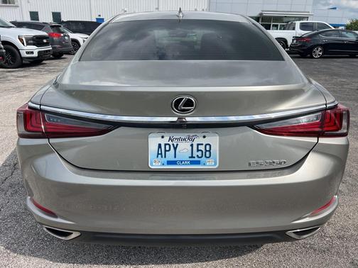 2020 Lexus ES 350 Base