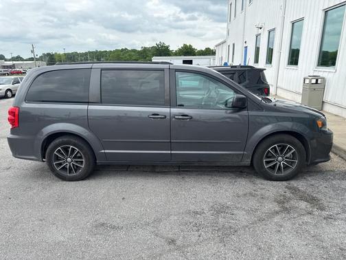 2016 Dodge Grand Caravan R/T