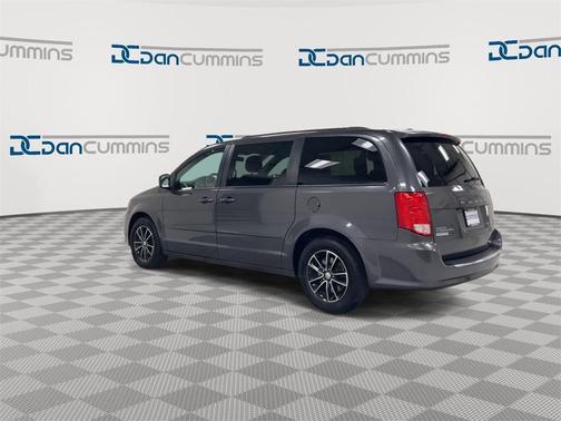 2016 Dodge Grand Caravan R/T