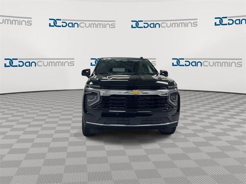 2025 Chevrolet Suburban LS