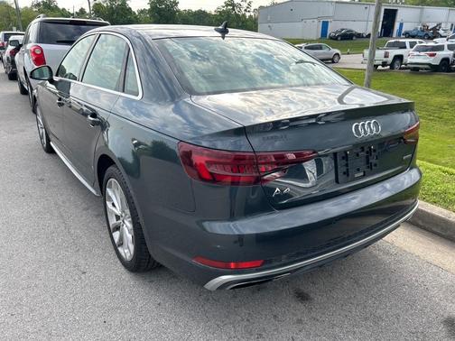 2019 Audi A4 2.0T Premium Plus