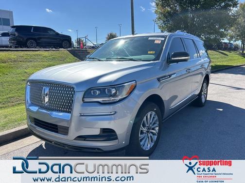 2023 Lincoln Navigator Standard