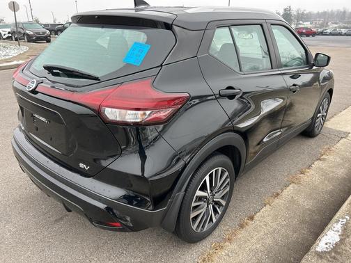 2021 Nissan Kicks SV