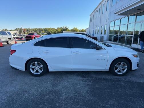 2019 Chevrolet Malibu 1LS