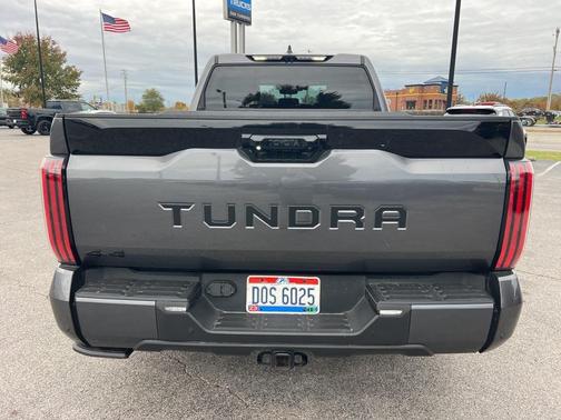 2025 Toyota Tundra Platinum