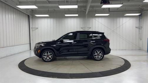 2022 Kia Seltos SX