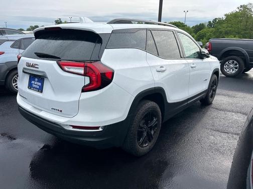2022 GMC Terrain AT4