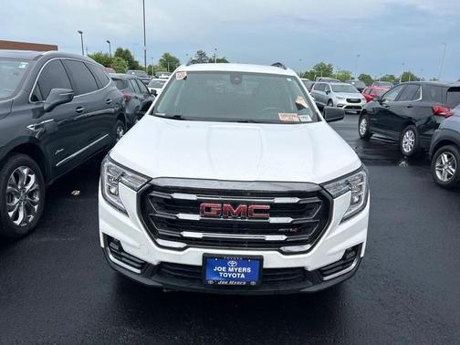 2022 GMC Terrain AT4