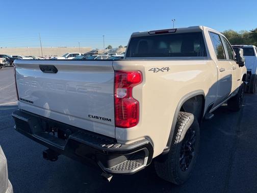 2026 Chevrolet Silverado 2500 Custom