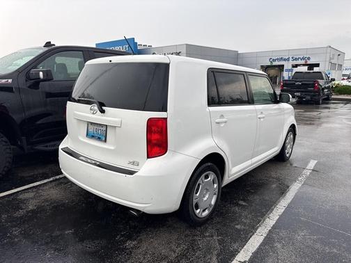 2010 Scion xB