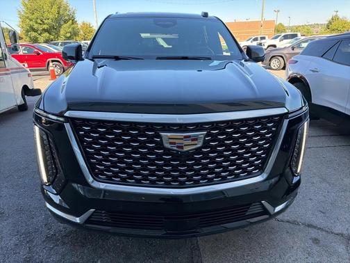 2025 Cadillac Escalade Premium Luxury