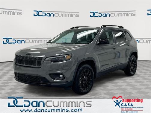2023 Jeep Cherokee Altitude Lux