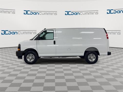 2025 Chevrolet Express 3500 Work Van