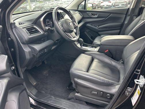 Crystal Black Silica 2023 Subaru Ascent Limited 7-Passenger