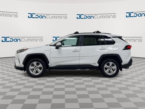 Super White 2021 Toyota RAV4 Hybrid XLE