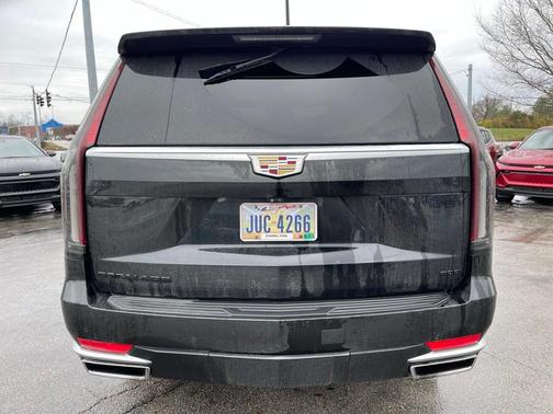 2022 Cadillac Escalade Premium Luxury