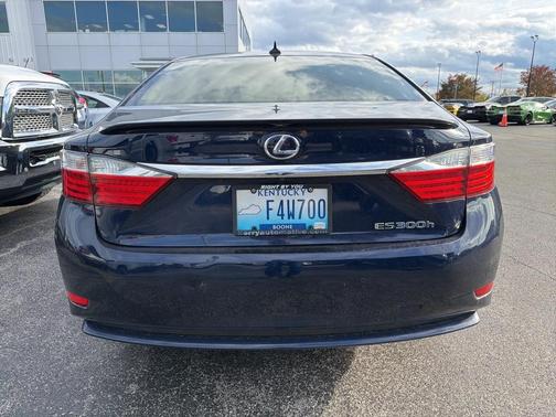 2014 Lexus ES 300h Base