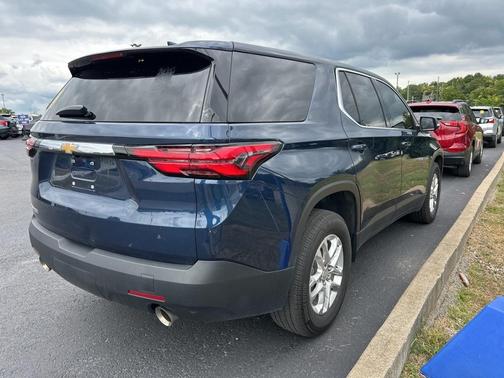 2023 Chevrolet Traverse LS