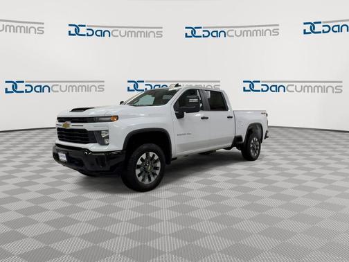 2026 Chevrolet Silverado 2500 Custom