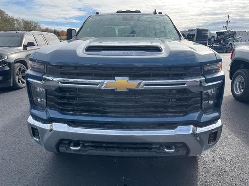 2026 Chevrolet Silverado 3500 LT