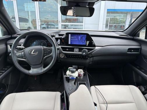 White Pearl 2023 Lexus UX 250h Base