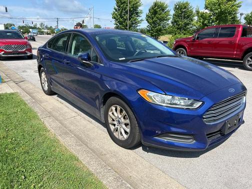 2016 Ford Fusion S